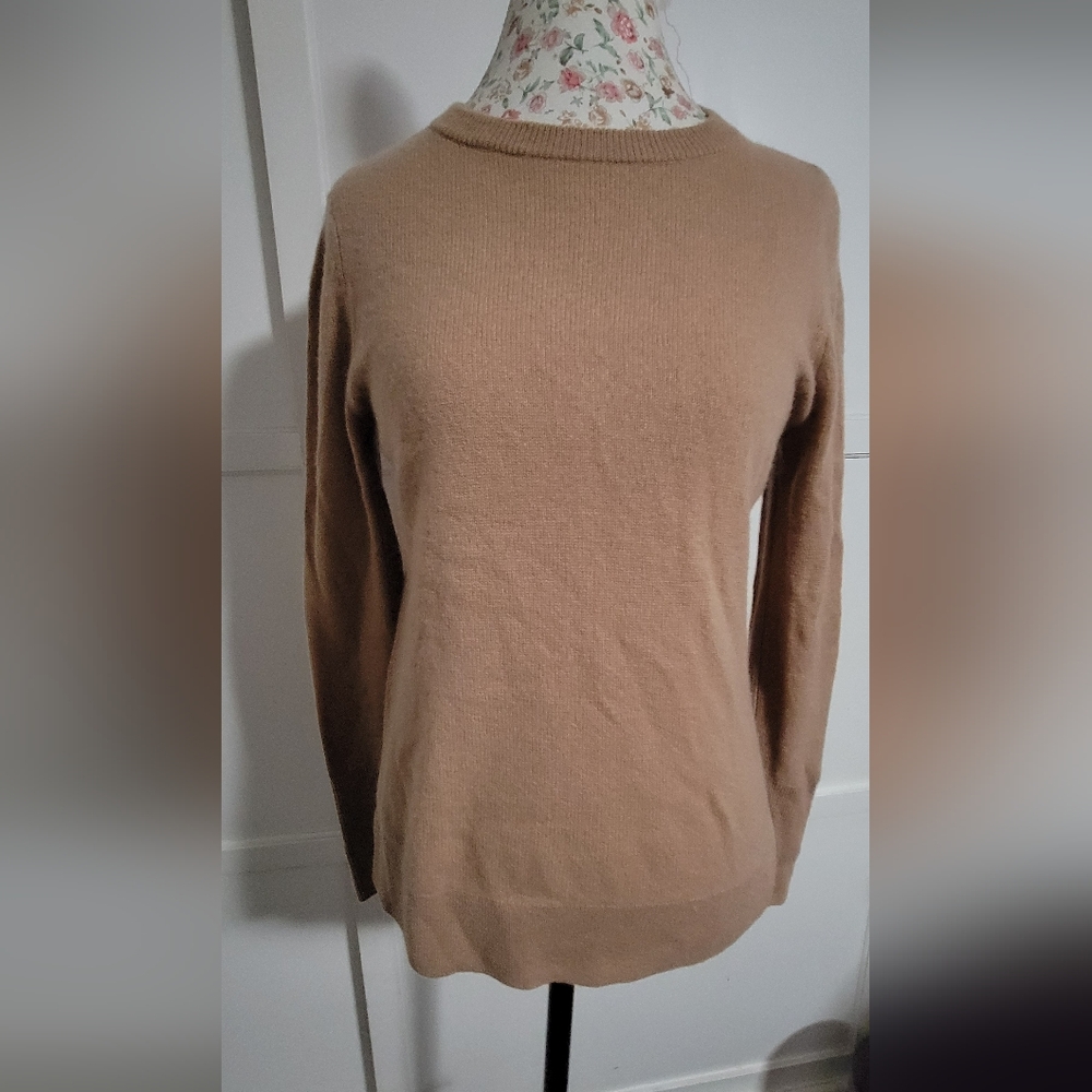 Halogen Cashmere Women's Tan Crew Neck Sweater Size Small